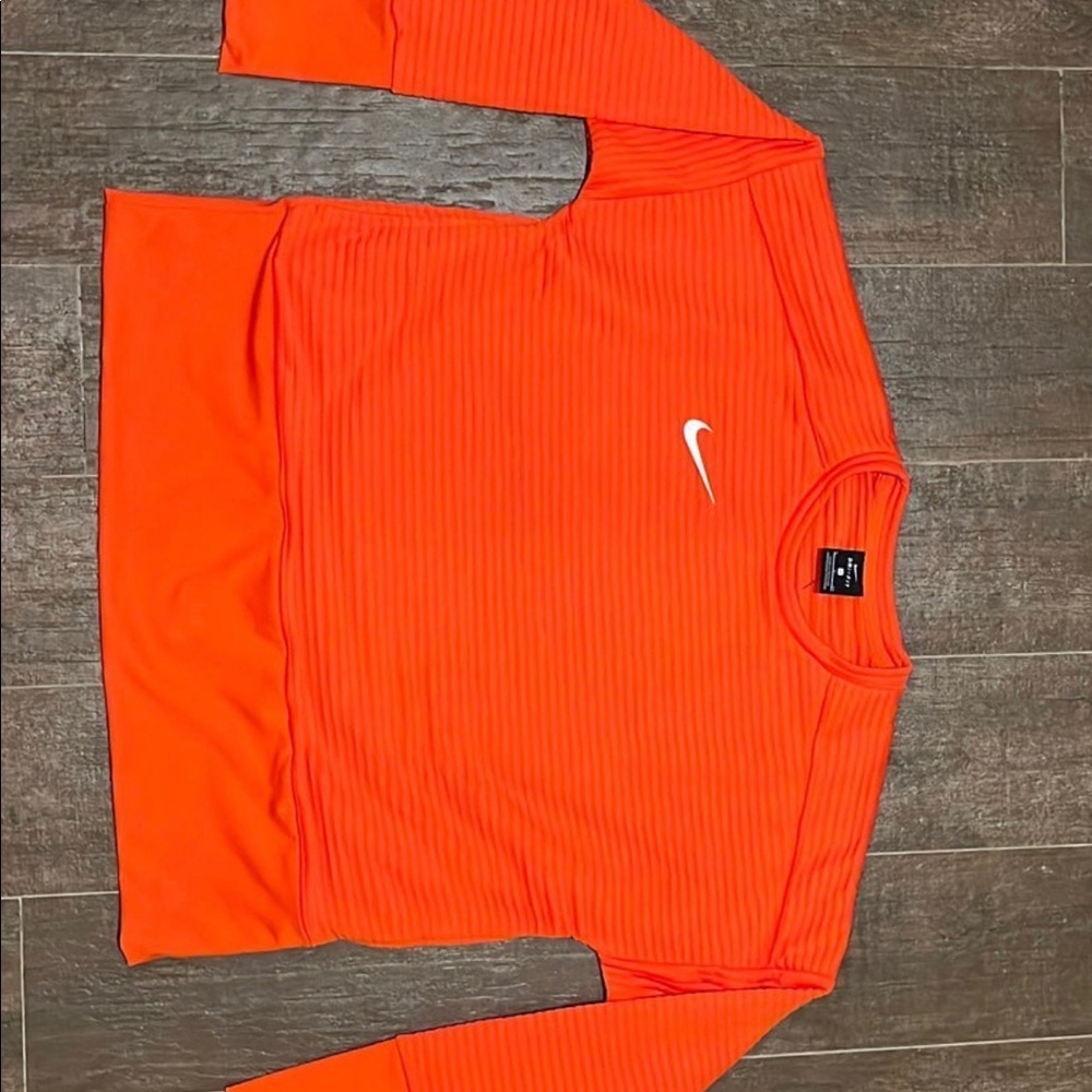 Nike women sweatshirt